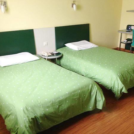 Homeinns Hotel Huizhou  Extérieur photo