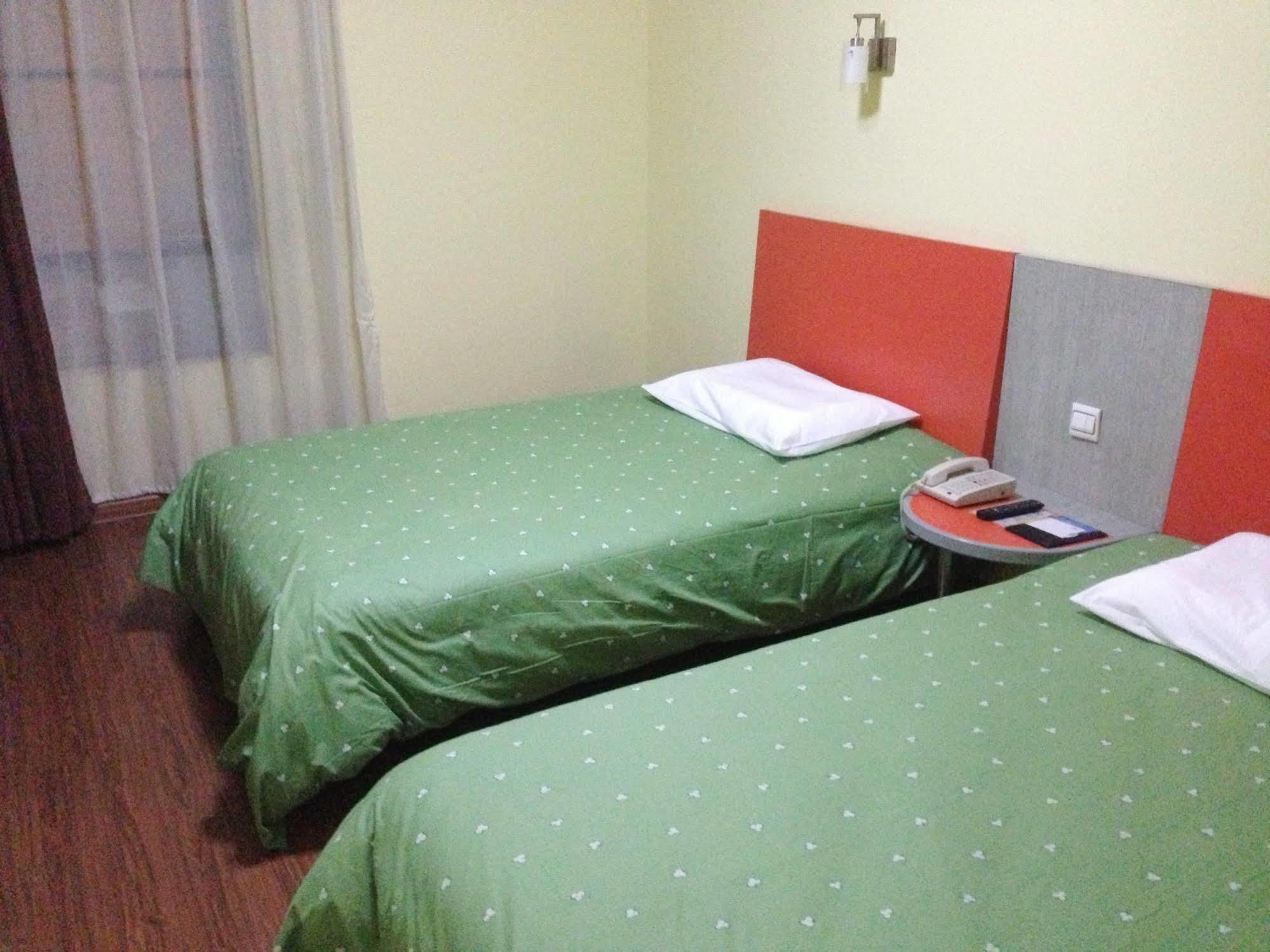 Homeinns Hotel Huizhou  Extérieur photo