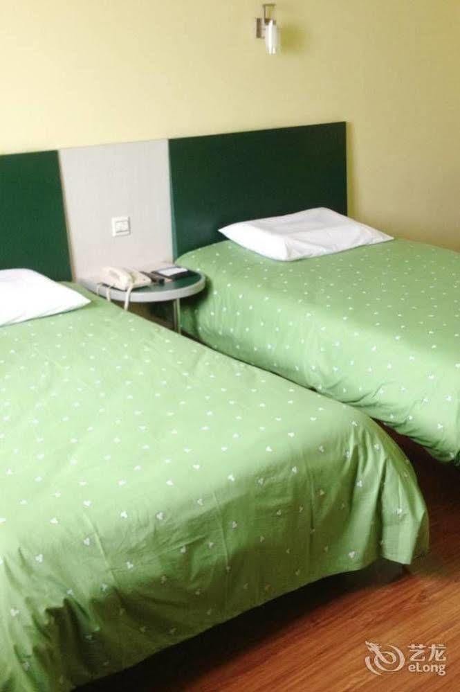 Homeinns Hotel Huizhou  Extérieur photo