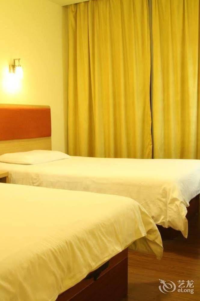 Homeinns Hotel Huizhou  Extérieur photo